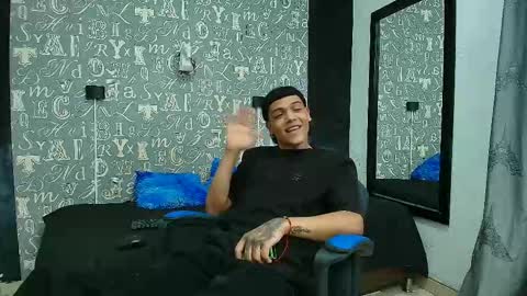 Snapshot of kinky_spice69 chatting on September 25, 6:59 pm online show from September 25, 6:59 pm