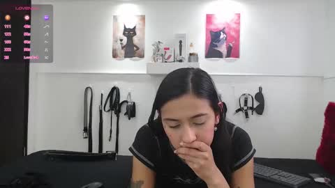 Allison  Diego online show from November 12, 5:26 pm