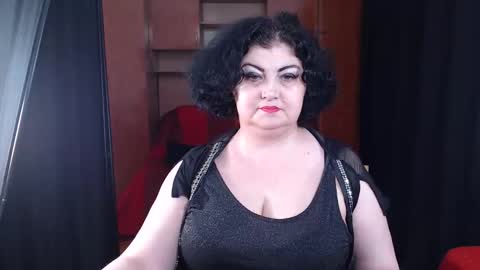 Snapshot of kinkyblacky chatting on January 31, 8:54 am MistressBlacky online show from January 31, 8:54 am
