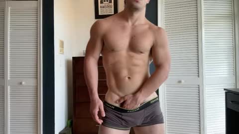 Snapshot of kinkybuffboy chatting on October 6, 4:25 pm kinkybuffboy online show from October 6, 4:25 pm