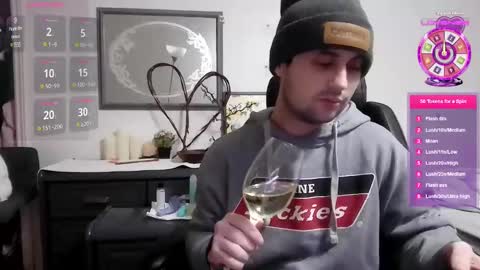 Maysie and Hunter online show from December 25, 4:12 am