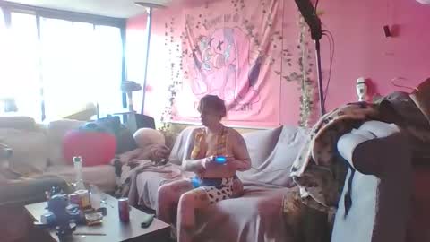 kinkyivy99 online show from March 29, 8:10 pm