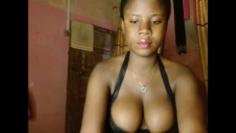 Snapshot of kinkyjuicexx chatting on October 19, 11:48 am kinkyjuicexx online show from October 19, 11:48 am