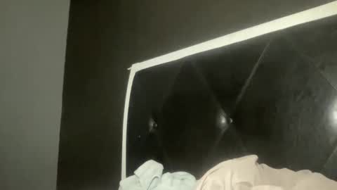 Bunniii online show from February 10, 6:53 am