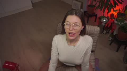 Mary the Soulmate online show from December 8, 2:19 pm