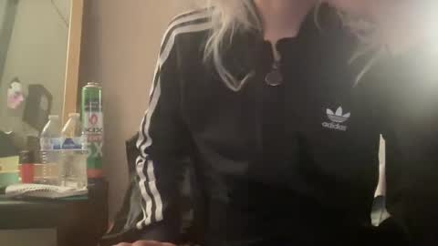 Kinky Pinky online show from December 18, 8:31 am