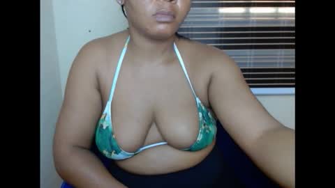 Snapshot of kinkyxxjuice chatting on September 26, 9:06 am kinkyxxjuice online show from September 26, 9:06 am