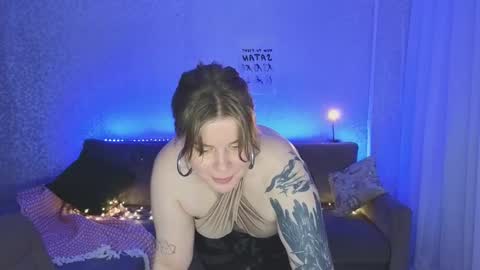 Snapshot of kira_citro chatting on January 29, 11:14 pm Kira  NEXT STREAM December 4 5pm CET  11am EST online show from January 29, 11:14 pm