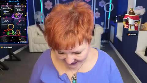 Snapshot of kira_kennet chatting on October 6, 7:59 am Kira Kennet online show from October 6, 7:59 am