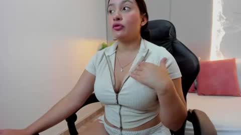 K I R A online show from July 1, 11:41 am