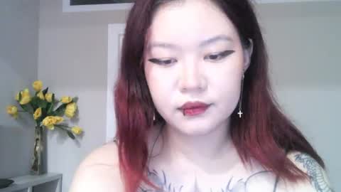Kira online show from June 25, 8:25 pm