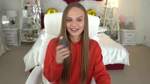 Snapshot of kiragrayyy chatting on September 29, 1:43 pm kiragrayyy online show from September 29, 1:43 pm
