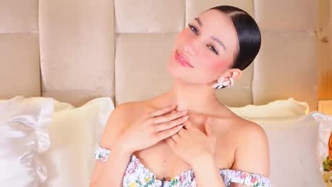 kira online show from November 8, 3:09 am