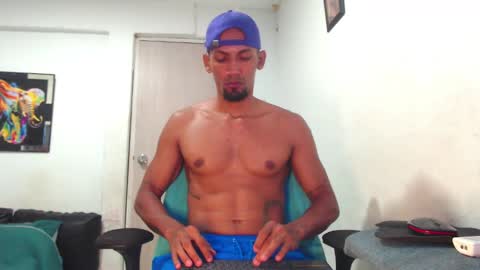 Snapshot of kiran_01 chatting on February 1, 10:55 pm kiran_01 online show from February 1, 10:55 pm