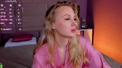 Kira online show from March 1, 1:43 am