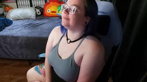 KiraSpitQueen online show from February 8, 5:51 am