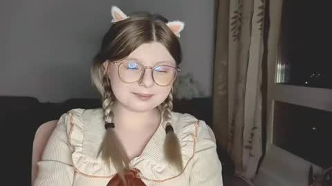 KiraYume online show from May 20, 8:59 pm