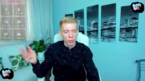 Snapshot of kireev_ chatting on February 21, 9:24 am online show from February 21, 9:24 am