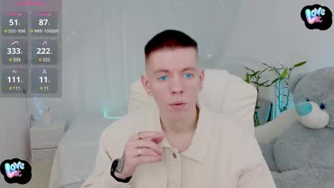 Snapshot of kireev_ chatting on March 4, 6:15 am online show from March 4, 6:15 am