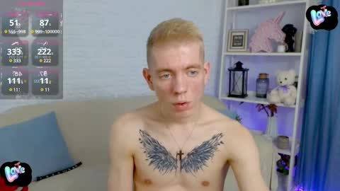 Snapshot of kireev_ chatting on January 18, 1:29 pm online show from January 18, 1:29 pm