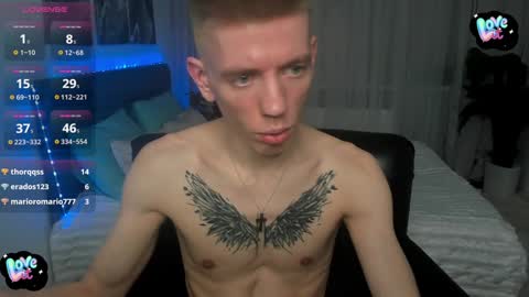 Snapshot of kireev_ chatting on January 31, 8:01 pm online show from January 31, 8:01 pm