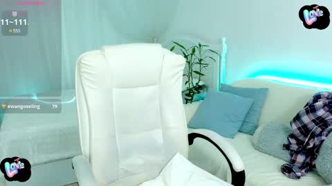 Snapshot of kireev_ chatting on February 7, 6:56 pm online show from February 7, 6:56 pm