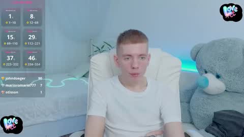 Snapshot of kireev_ chatting on February 8, 10:29 pm online show from February 8, 10:29 pm