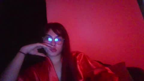 Snapshot of kiri_cute chatting on February 10, 8:53 am Kiri online show from February 10, 8:53 am