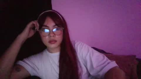 Snapshot of kiri_cute chatting on February 8, 5:29 am Kiri online show from February 8, 5:29 am