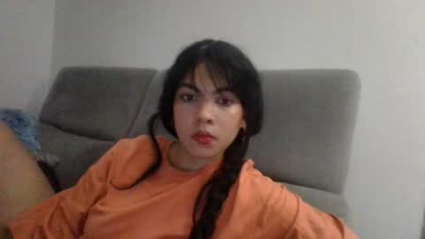 Snapshot of kiri_cute chatting on December 11, 5:32 am Kiri online show from December 11, 5:32 am
