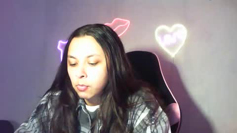 Snapshot of kiss_ameliaa chatting on February 22, 2:30 pm kiss_ameliaa online show from February 22, 2:30 pm