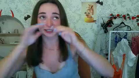 Valeria online show from November 1, 8:30 pm