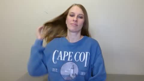 Allie online show from December 16, 4:24 pm