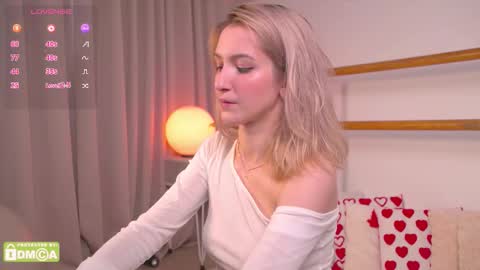 Kate  online show from October 1, 2:27 pm