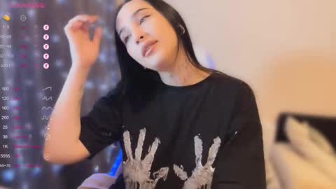 Snapshot of kissmenastya chatting on October 24, 7:47 pm Nastya online show from October 24, 7:47 pm