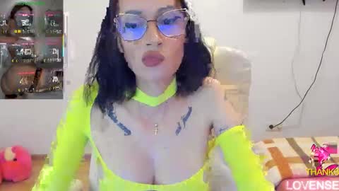 kisssnicol online show from March 14, 5:28 pm