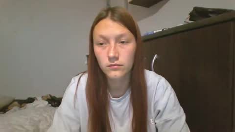 Snapshot of kiti_kitiss chatting on September 27, 4:49 pm kiti_kitiss online show from September 27, 4:49 pm