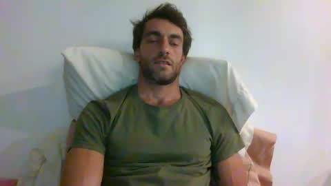 Snapshot of kitosssss chatting on February 24, 3:02 am Steve Cocks online show from February 24, 3:02 am