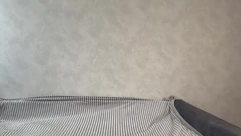 Ellaiza online show from April 26, 8:56 am