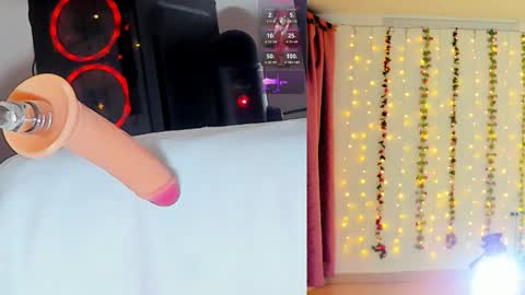 Snapshot of kitty__rosse__ chatting on October 14, 10:18 am Kitty online show from October 14, 10:18 am