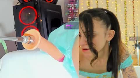 Snapshot of kitty__rosse__ chatting on October 15, 10:27 am Kitty online show from October 15, 10:27 am