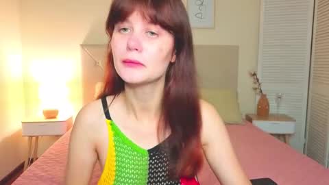 Snapshot of kitty_ange1l chatting on October 9, 5:35 am kitty_ange1l online show from October 9, 5:35 am