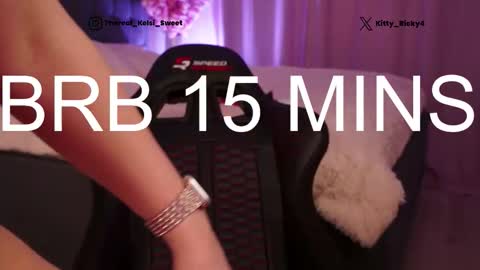 Kelsi and Ricky online show from January 12, 10:33 am