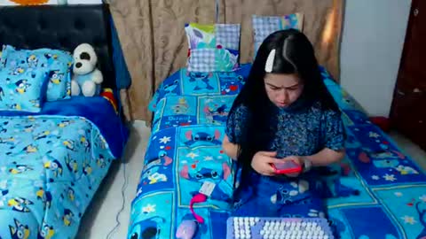 kitty_small69 online show from July 28, 5:02 pm