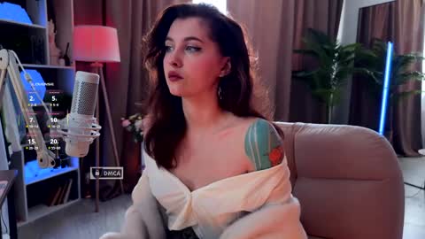 KittyBay  online show from April 8, 9:12 am