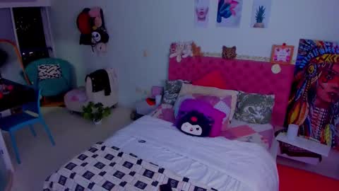 KittyChanel online show from December 14, 4:19 am