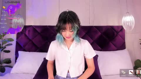 Kitty online show from April 18, 12:07 pm