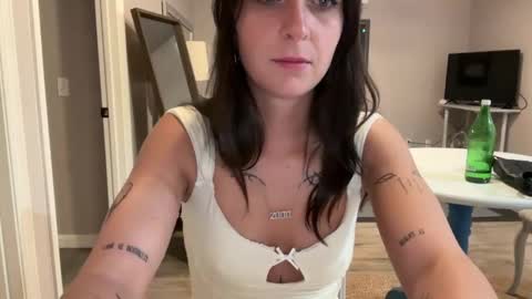 kittypurr79 online show from September 17, 3:43 am