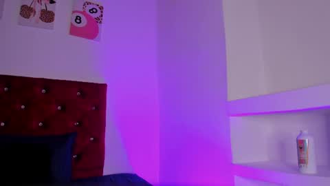 kitty online show from August 1, 9:16 pm