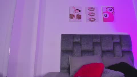 kitty online show from June 16, 6:34 pm